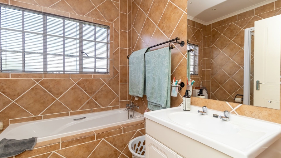 12 Bedroom Property for Sale in Deneysville Free State
